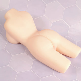 Another rear view of the doll, you can see the naturally curvaceous figure.