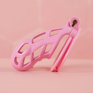 A side view of The Cobra Double Cuff, the integral lock is fixed in place.