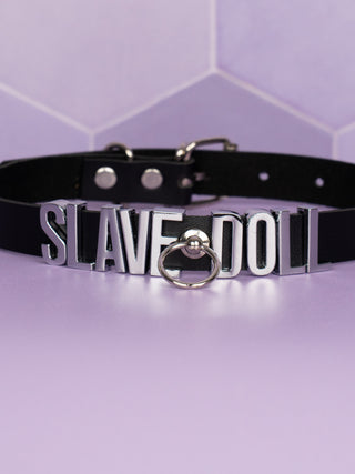 Slave Doll Sexy Slimline Choker With Silver Lettering, O-Ring & Lead