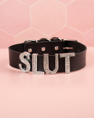 A picture of the front of the diamante slut collar in black.