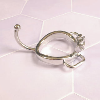 An angled view of the base ring, which allows all elements be clearly shown.