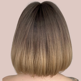 The rear view of the wig, you can see how the up to date the colouring is.