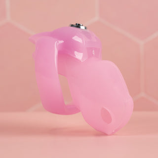 The HT V5 Nano in pink shown here fully assembled  and with the push button lock in place.