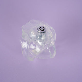 A view from above of the HT V5 Transparent Nub, you can see the push lock and where the key will be fitted.