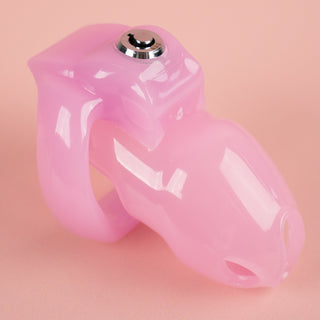 The HT V5 small pink shown here fully assembled with the push lock in place.