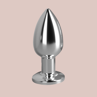A full length image of the plug, it is stainless steel and has a shiny silver outer surface, the picture also shows that it is waterproof.