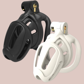 A side view of The Kidding Zone 3D, they are shown here fully assembled with a curved and flat base rings on this model. They are available in black or white.
