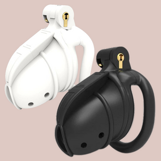 The wasp shown fully assembled with a flat base ring and the integral lock in place. Shown here are both colours available, black and white, the white cage has a curved base ring and the black cage has a flat base ring.