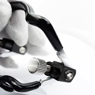 A close up of the adjuster screws