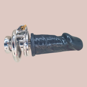 The Flat Gatling Negative is shown here from a side view, you can see the flat base ring and black dildo.