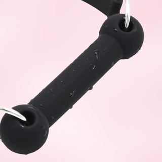 A close up view of the waterproof mouth bit