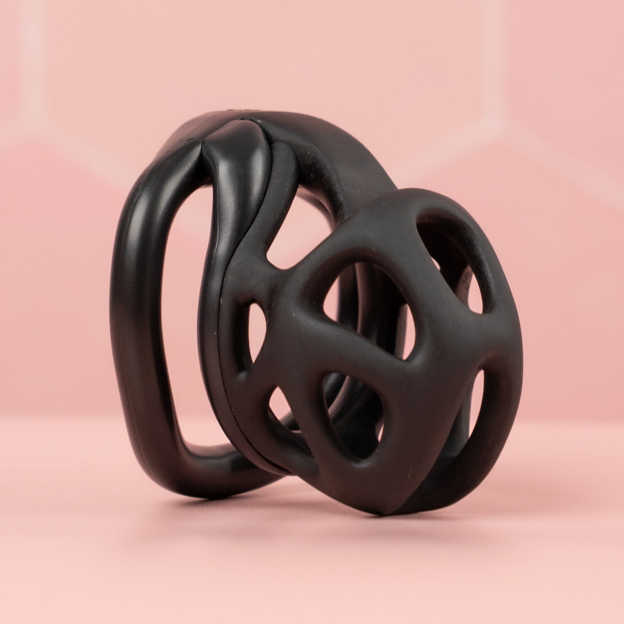 An angled view of the Cobra QOG Nub fully assembled in black,